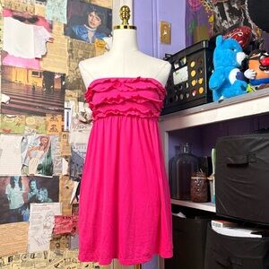 Y2K OP Hot Pink Ruffle Strapless Dress